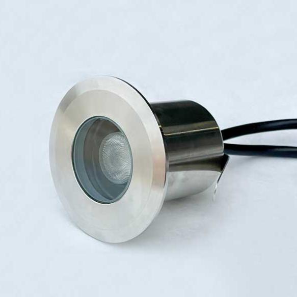 Miniluz LED RGBW para pozos